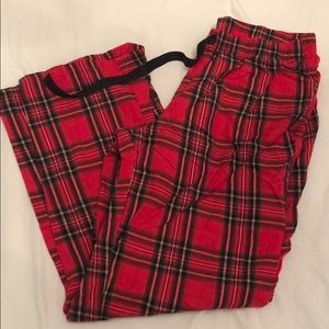 ⭐️Victoria Secret Red Plaid Holiday Pajamas